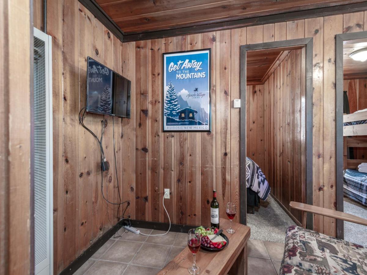 Tiny Two, 2 Bedrooms, Midtown, Sleeps 4 Руидозо Экстерьер фото